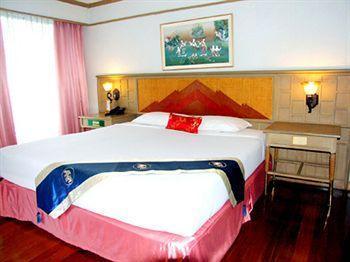 Rooks Holiday Hotel & Resort Mae Hong Son Bagian luar foto