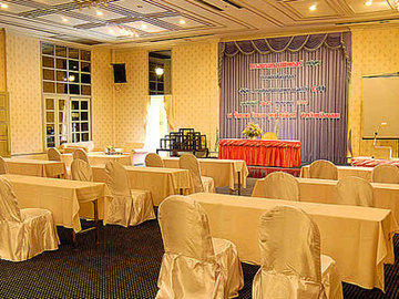 Rooks Holiday Hotel & Resort Mae Hong Son Bagian luar foto