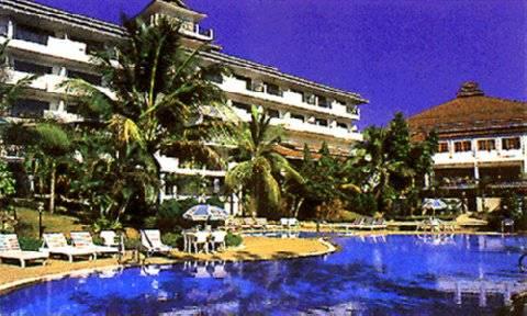 Rooks Holiday Hotel & Resort Mae Hong Son Bagian luar foto